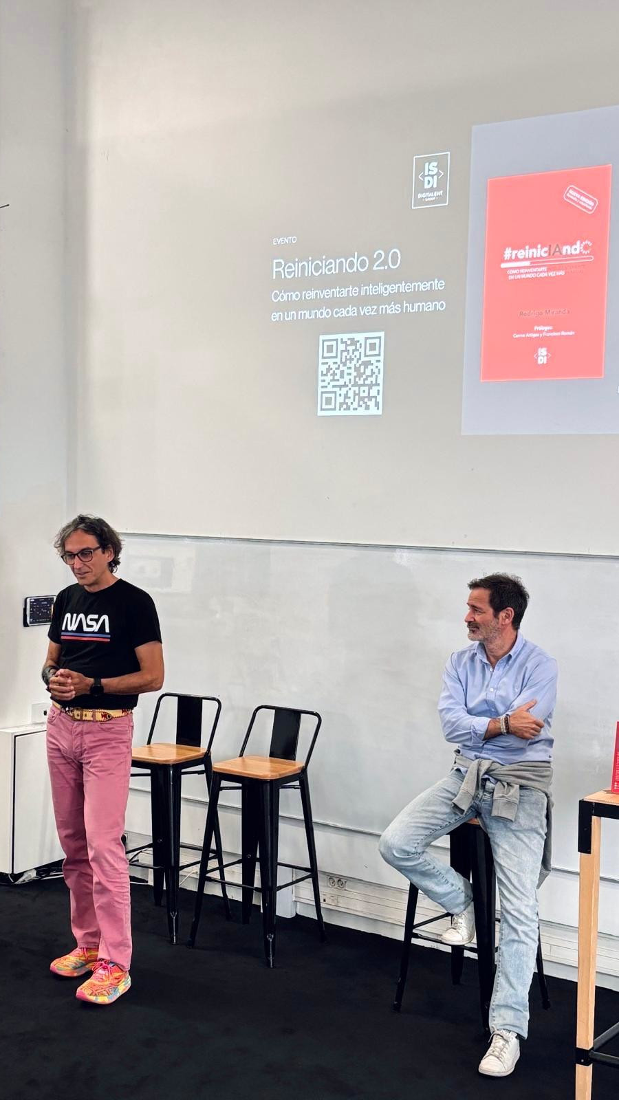 Presentación nueva edición libro Reiniciando de Rodrigo Miranda